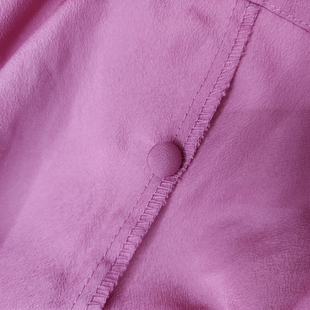 Shapely Vintage Pink Long Sleeve Top w Floral Embroidery - Picture 7 of 9
